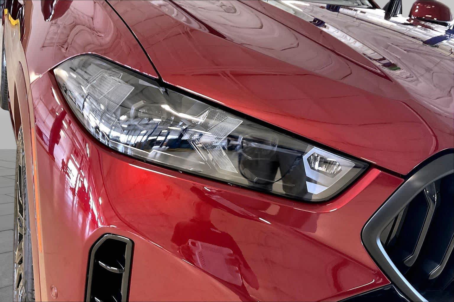 New 2027 BMW X6 xDrive40i AWD/4WD image 13