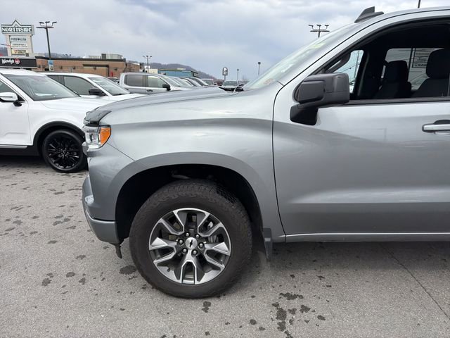 Used 2025 Chevrolet Silverado 1500 RST AWD/4WD image 13