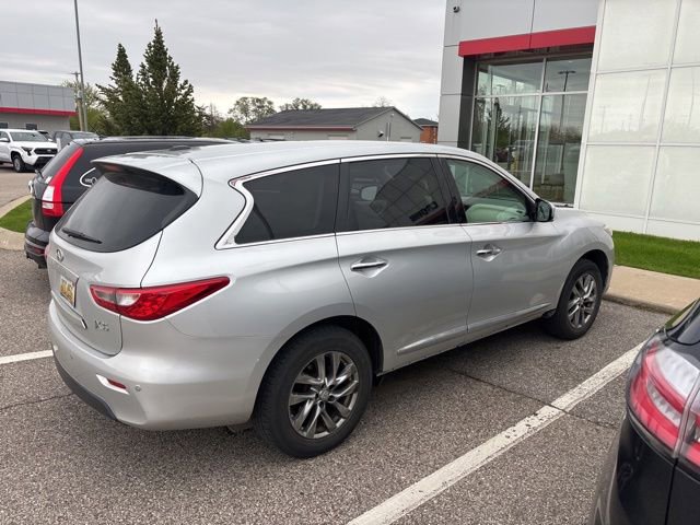 Used 2013 INFINITI JX35 AWD w/ Premium Pkg image 6