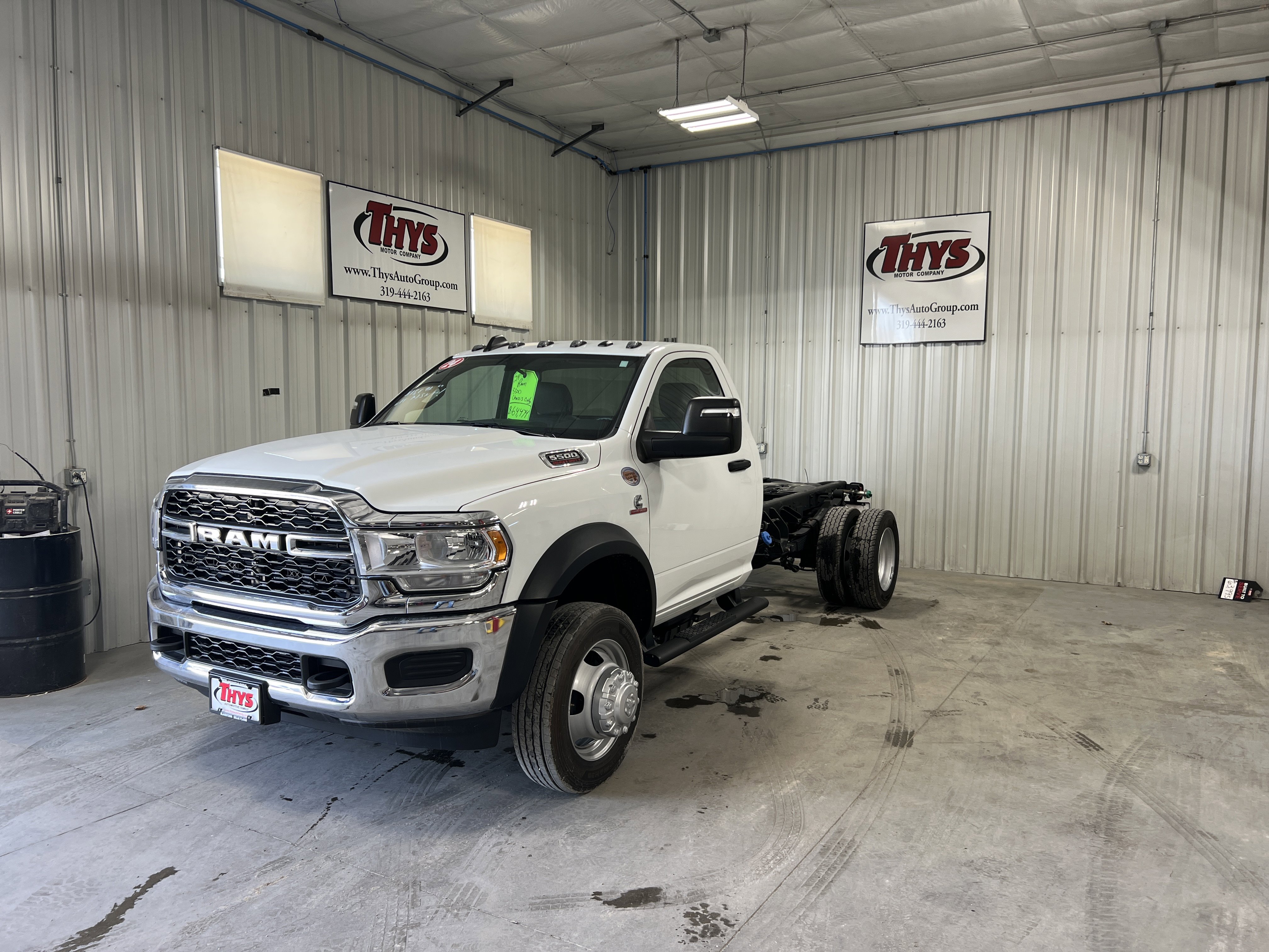Used 2024 RAM 5500 Tradesman AWD/4WD image 26