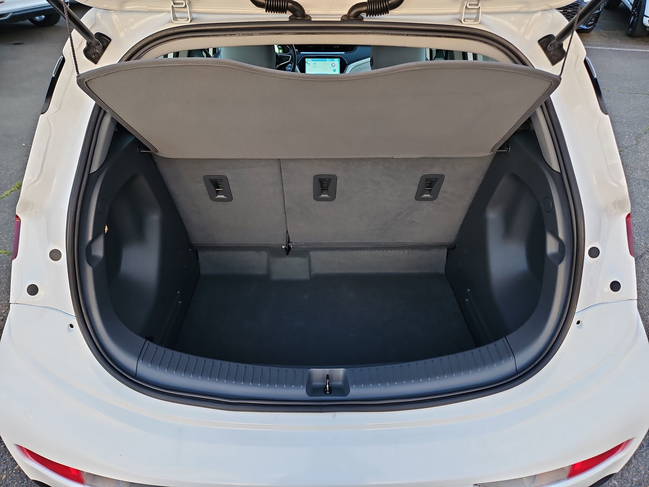 Used 2019 Chevrolet Bolt LT image 24