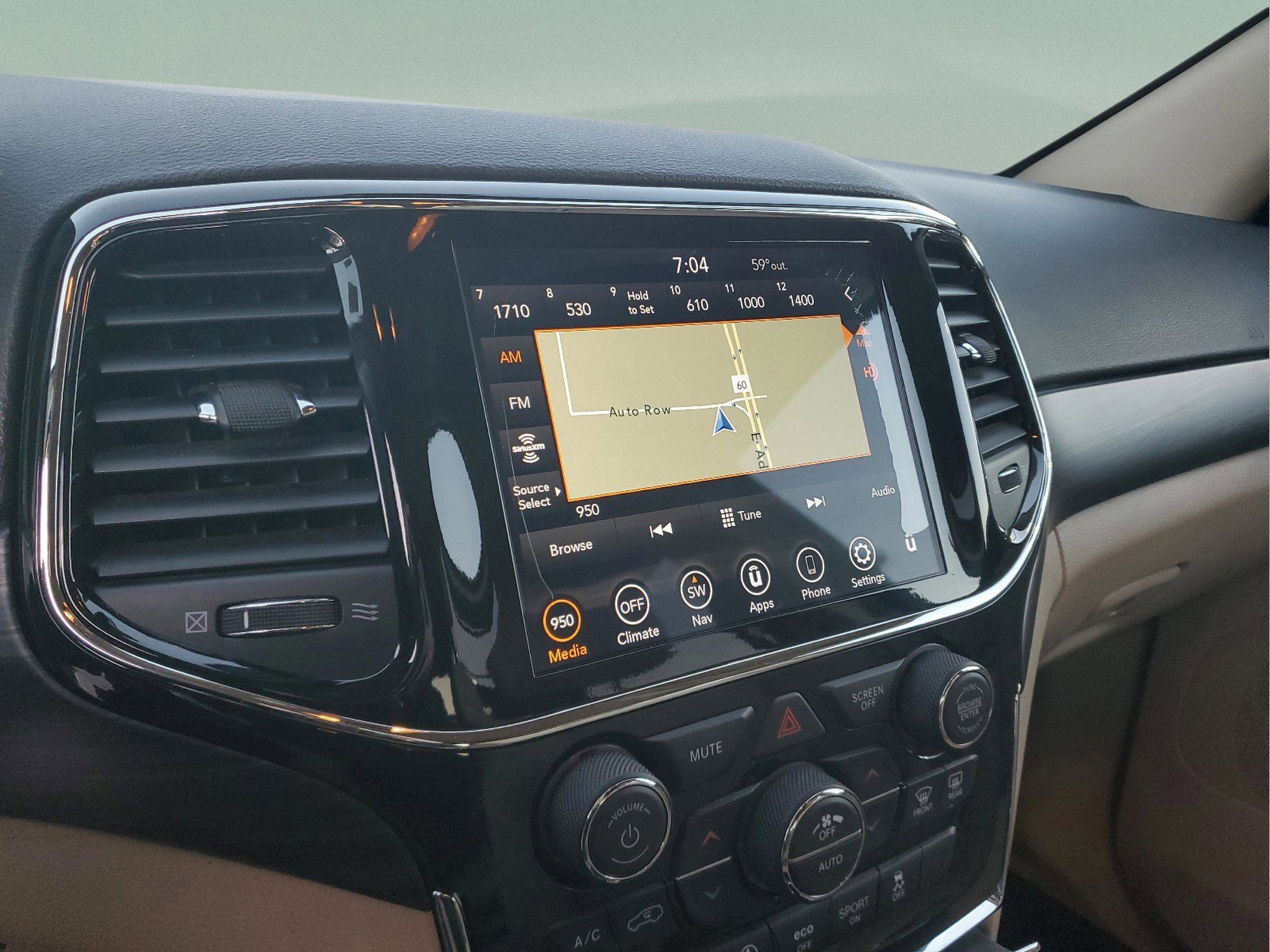 Certified 2022 Jeep Grand Cherokee Laredo E image 22