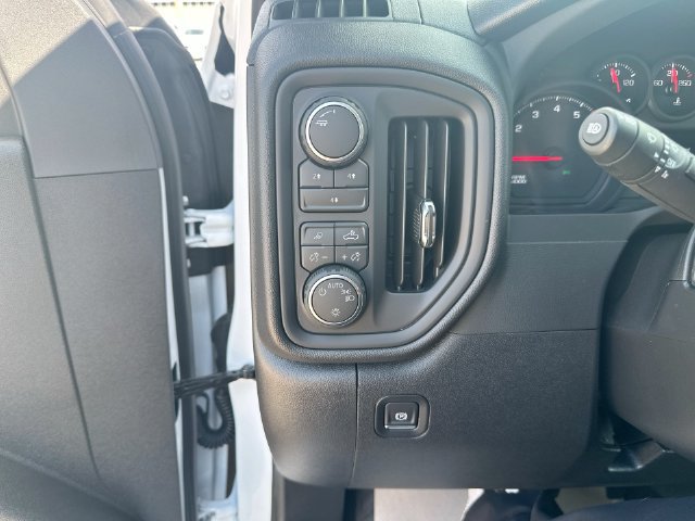 Used 2026 Chevrolet Silverado 2500 Custom w/ Custom Value Package AWD/4WD image 27