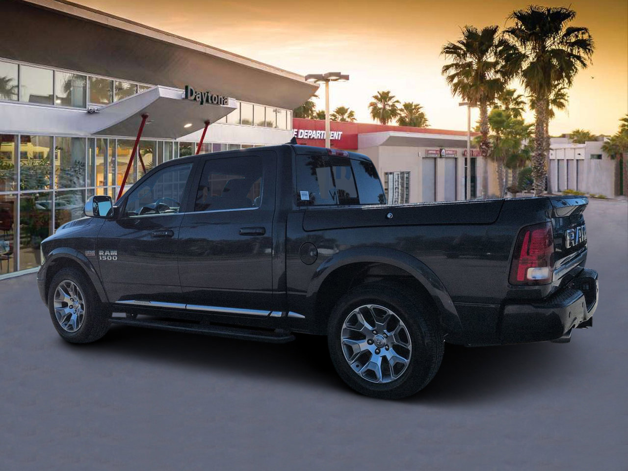 Used 2018 RAM 1500 Limited RWD image 5