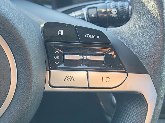 Used 2022 Hyundai Elantra SEL image 25