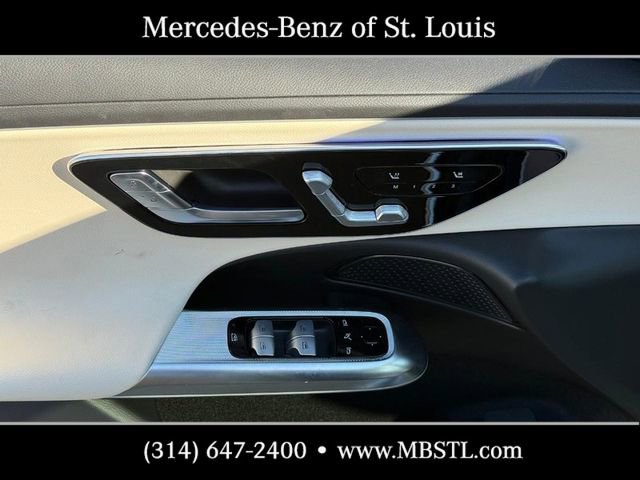 Used 2025 Mercedes-Benz E 350 4MATIC Sedan image 11