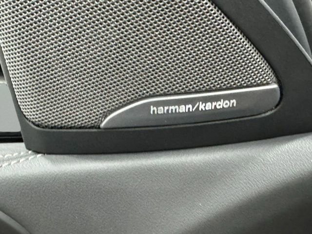 New 2026 BMW X6 M60i image 25