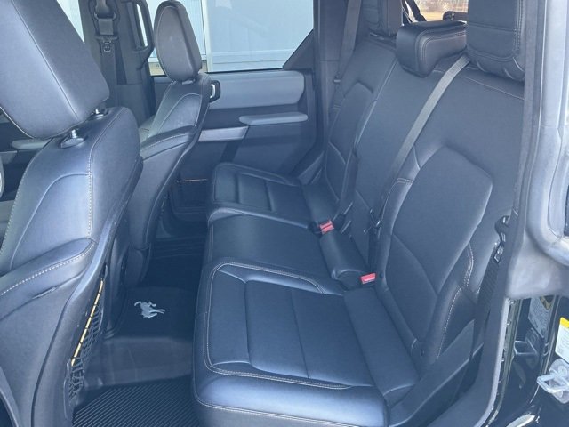 Used 2022 Ford Bronco Badlands image 13