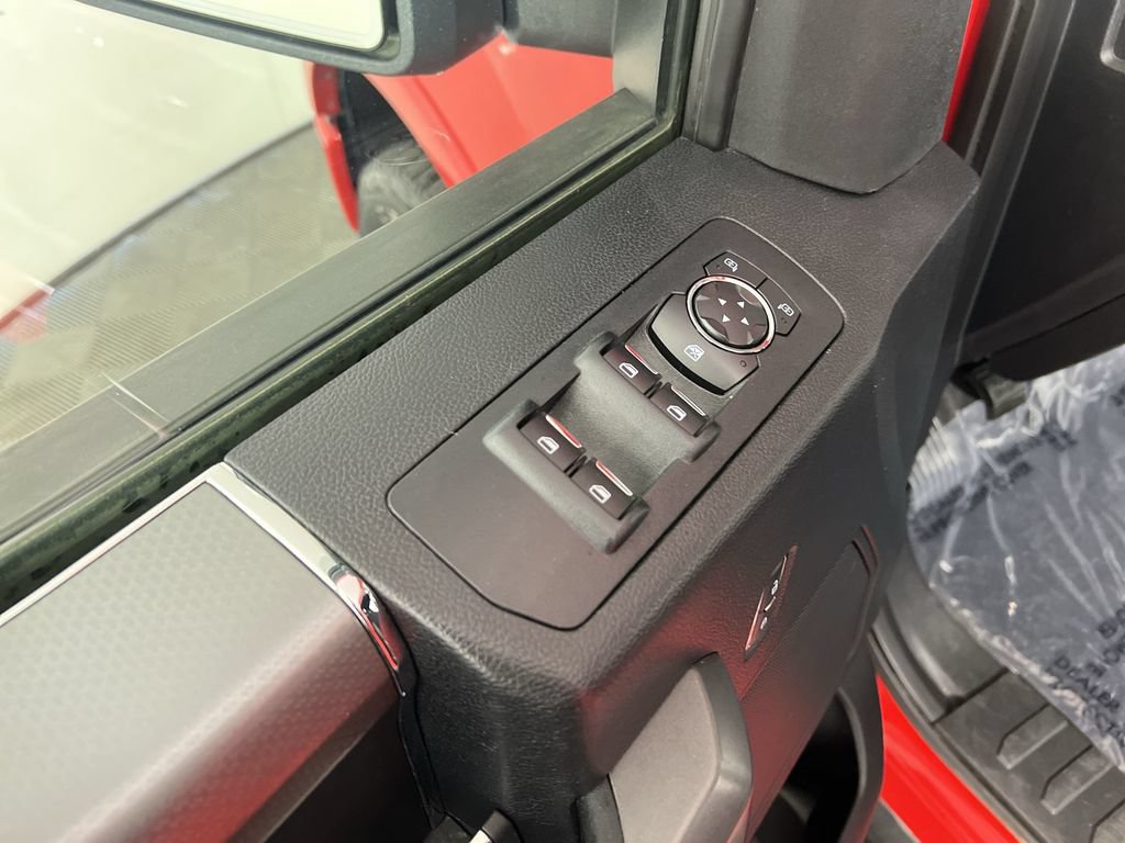 Used 2017 Ford F150 XLT w/ Equipment Group 302A Luxury AWD/4WD image 21