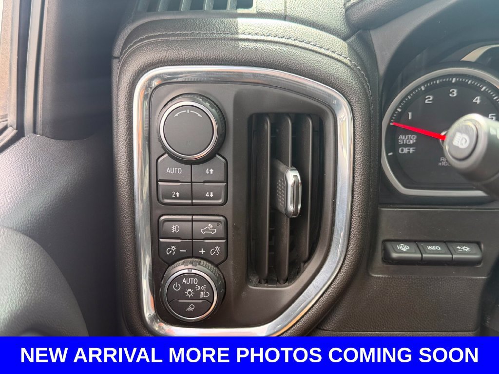 Used 2019 Chevrolet Silverado 1500 High Country w/ Technology Package AWD/4WD image 34