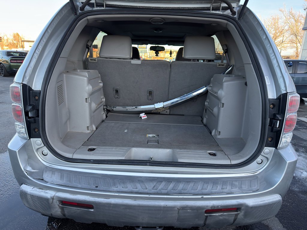 Used 2005 Chevrolet Equinox LT w/ Preferred Equipment Group image 8