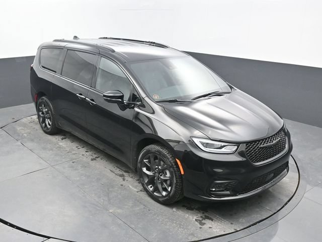 New 2026 Chrysler Pacifica Select w/ S Appearance Package AWD/4WD image 50