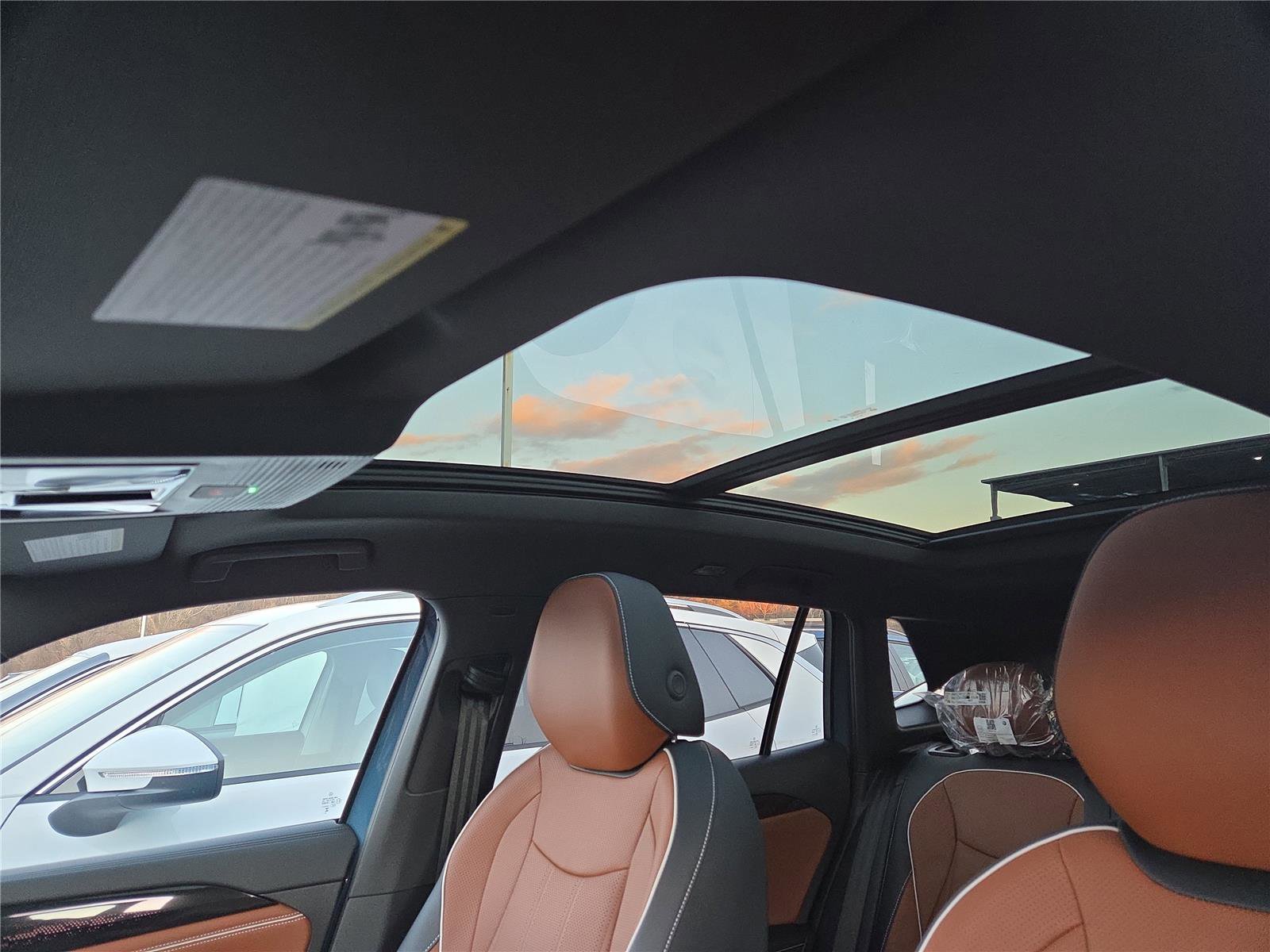 New 2026 Volkswagen Tiguan SEL R-Line image 22