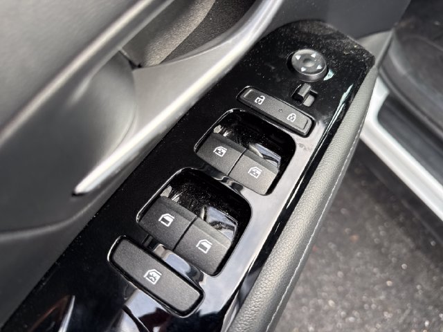 Used 2022 Hyundai Tucson Limited w/ Cargo Package AWD/4WD image 22