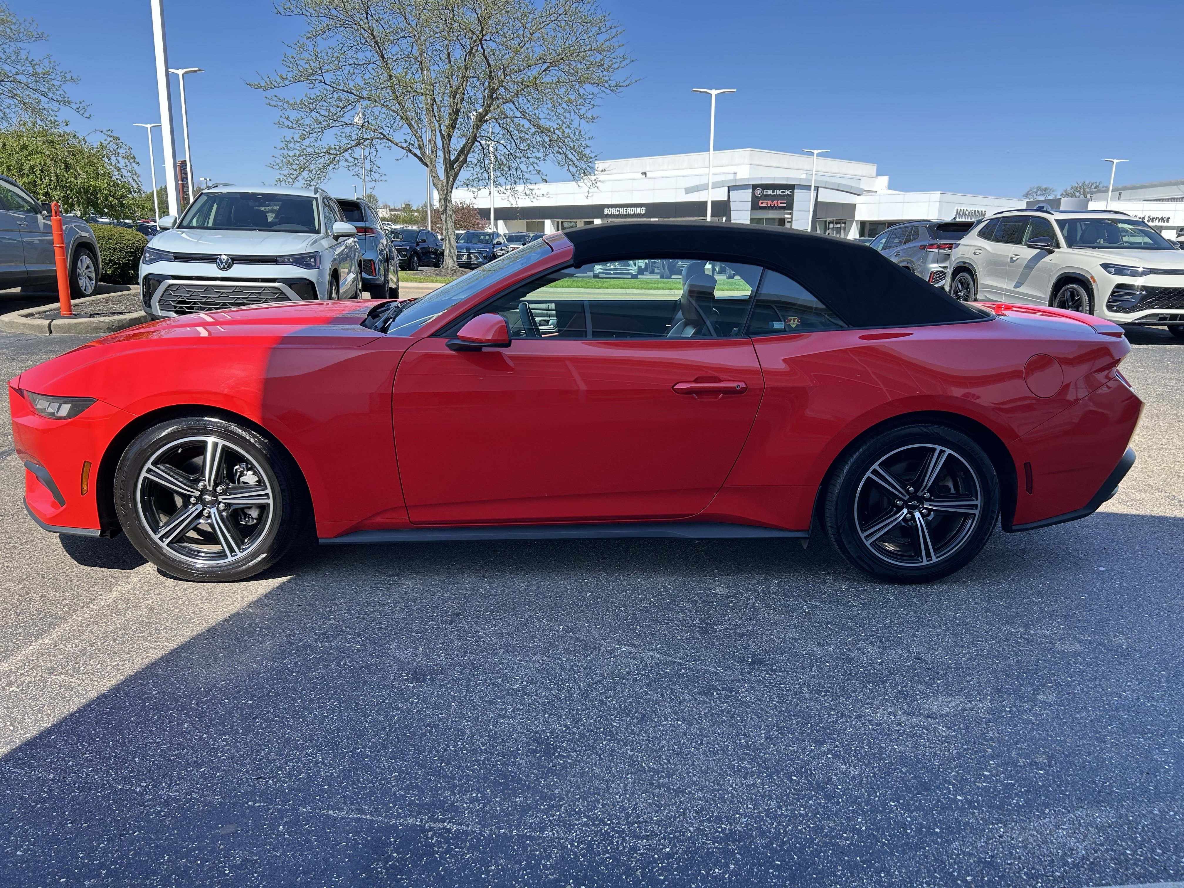 Used 2024 Ford Mustang Premium image 4