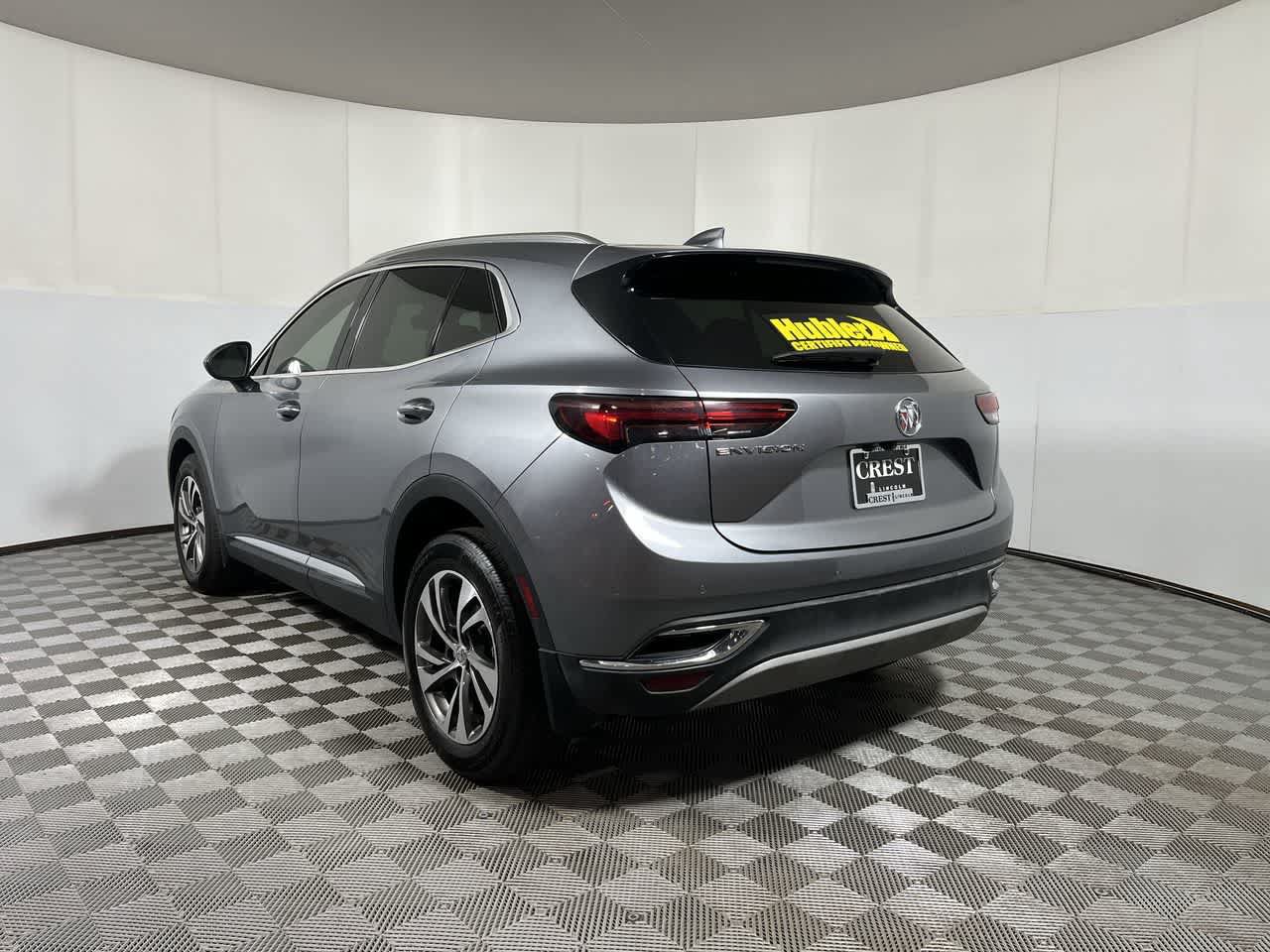 Used 2022 Buick Envision Essence w/ Safety Package FWD image 6