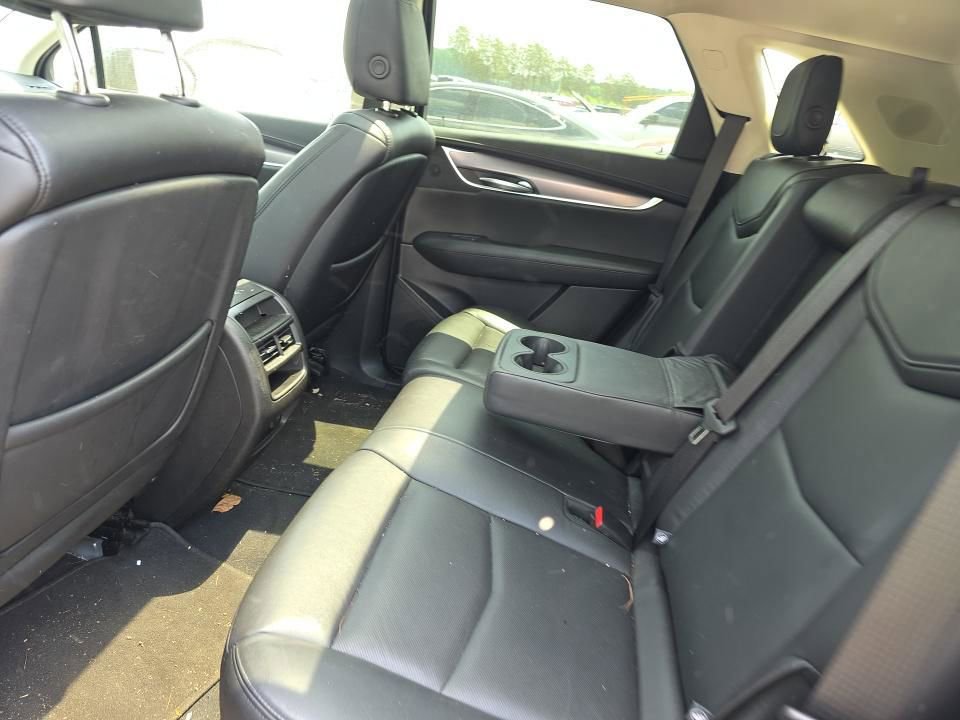 Used 2019 Cadillac XT5 Luxury FWD image 8