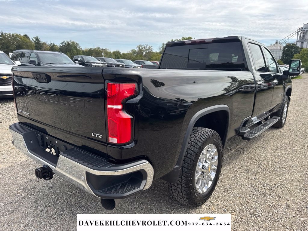 Used 2025 Chevrolet Silverado 3500 LTZ w/ LTZ Plus Package AWD/4WD image 6