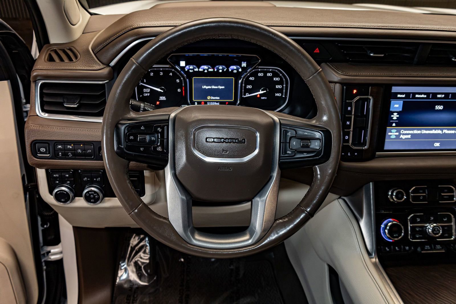 Used 2021 GMC Yukon XL Denali w/ Denali Ultimate Package image 16