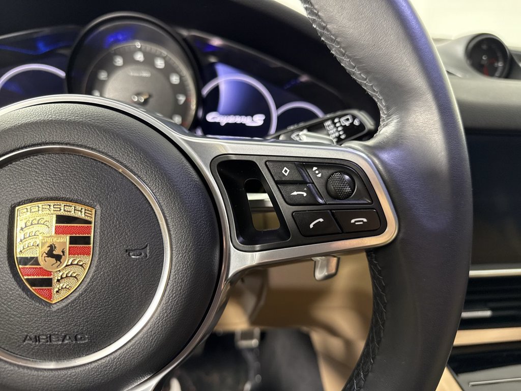 Certified 2023 Porsche Cayenne S Platinum w/ Premium Package Plus AWD/4WD image 39