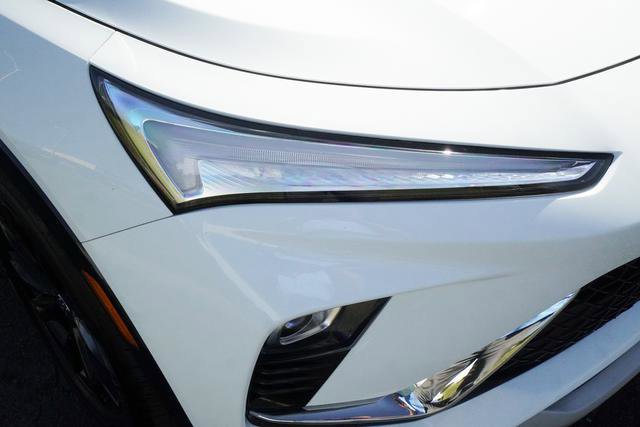 Used 2025 Buick Envista Sport Touring FWD image 31