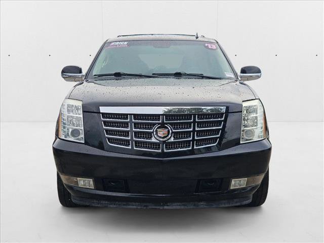 Used 2013 Cadillac Escalade 2WD image 2