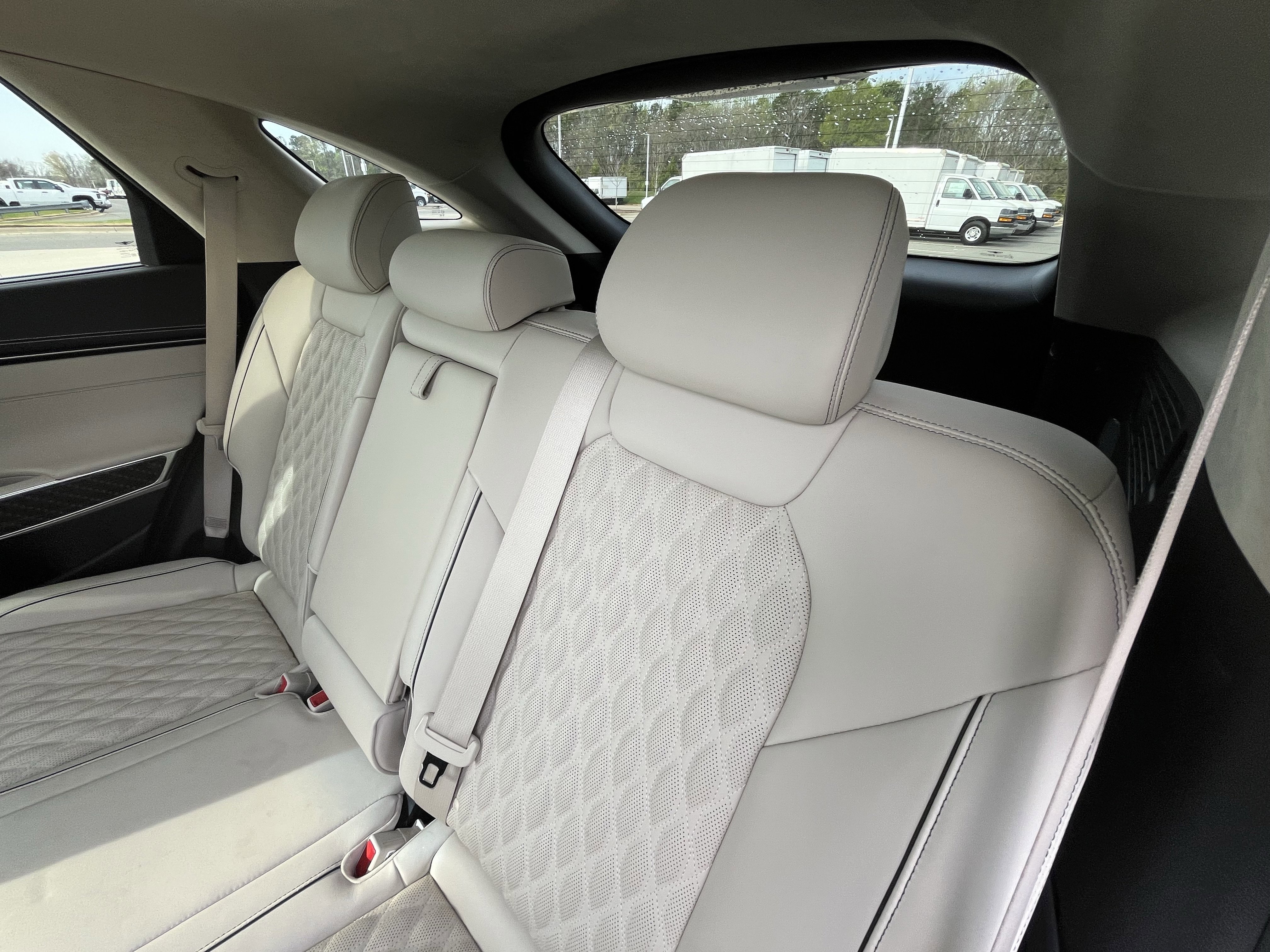 Used 2023 Genesis GV70 3.5T Sport w/ Sport Prestige Package image 29