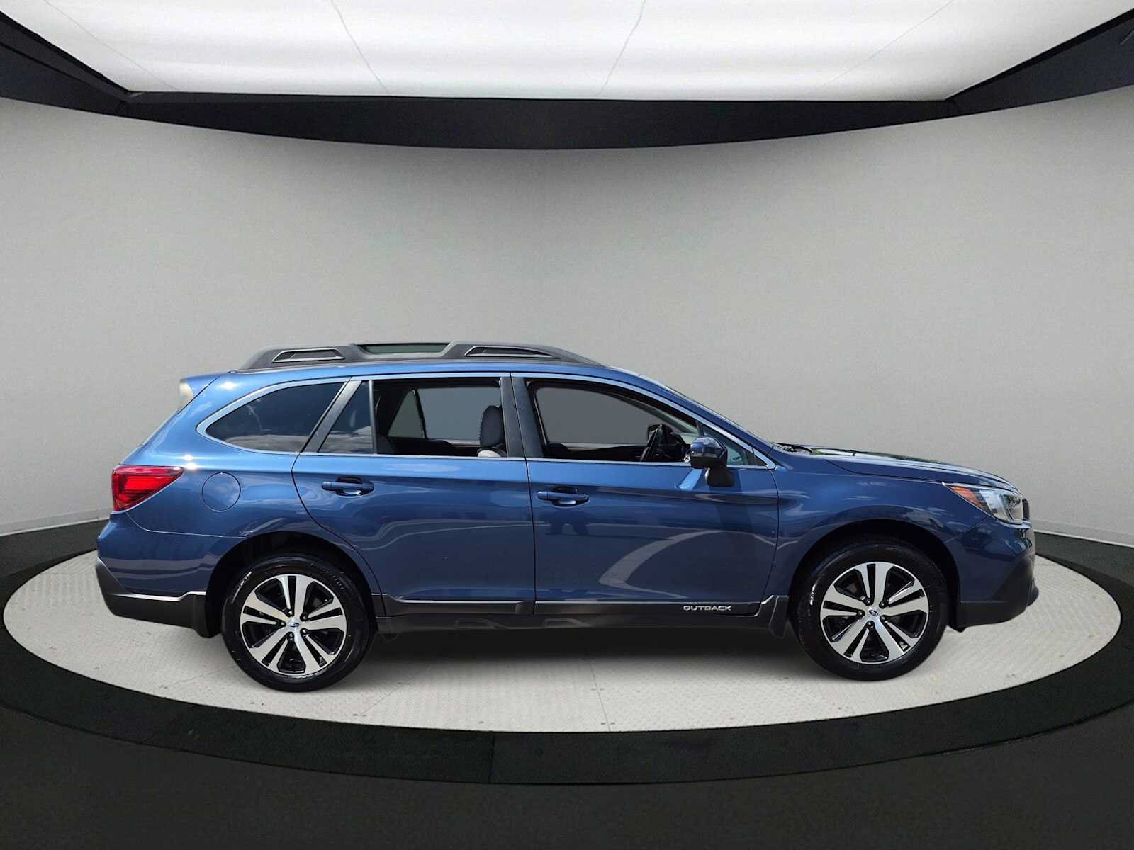 Used 2019 Subaru Outback 2.5i Limited w/ Popular Package #2 AWD/4WD image 9