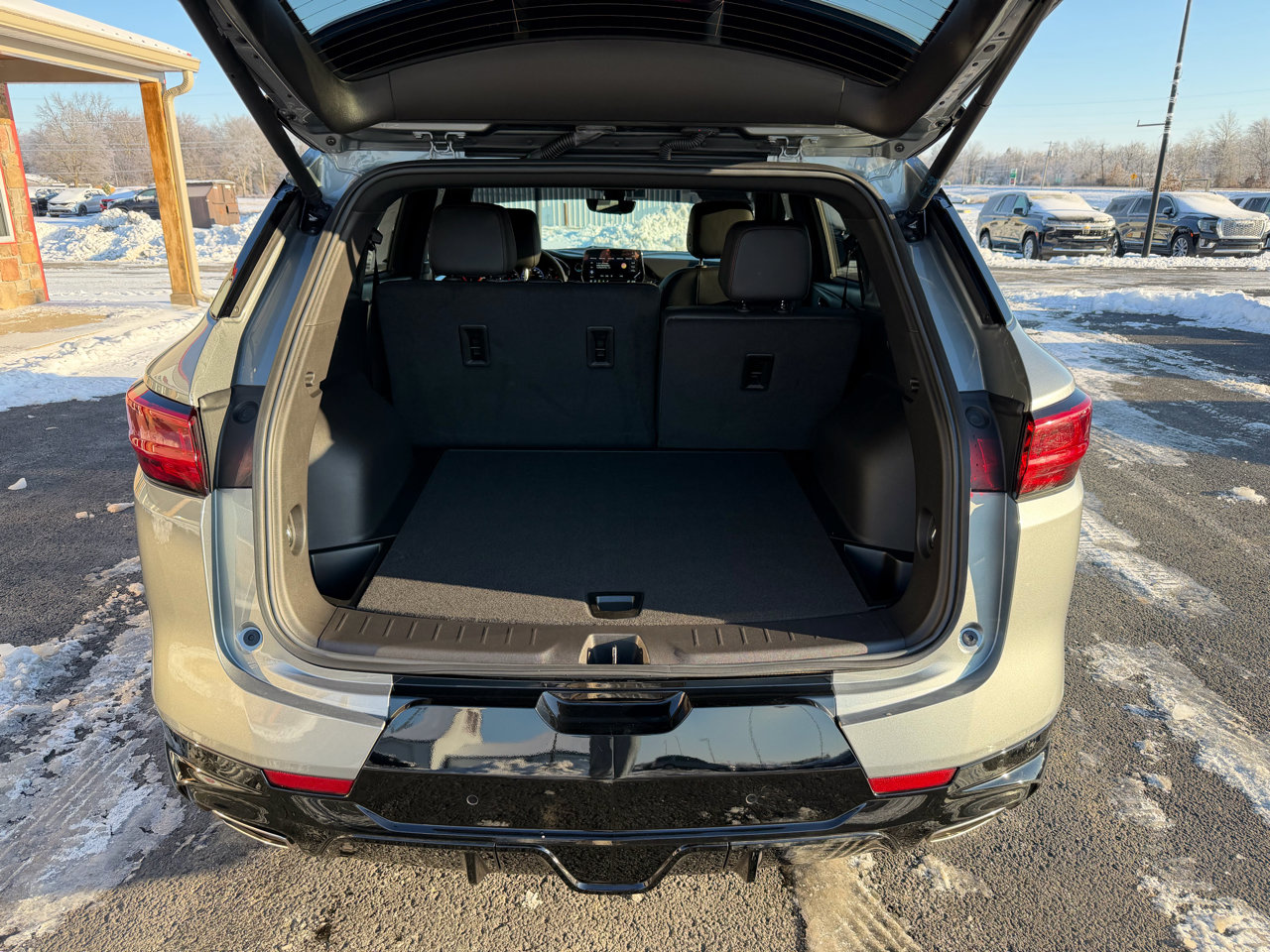 Used 2025 Chevrolet Blazer RS w/ Driver Confidence II Package image 6