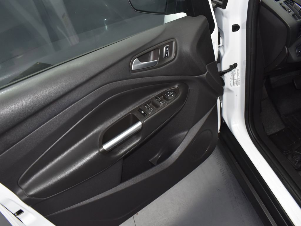 Used 2014 Ford C-MAX SE w/ Equipment Group 201A image 9