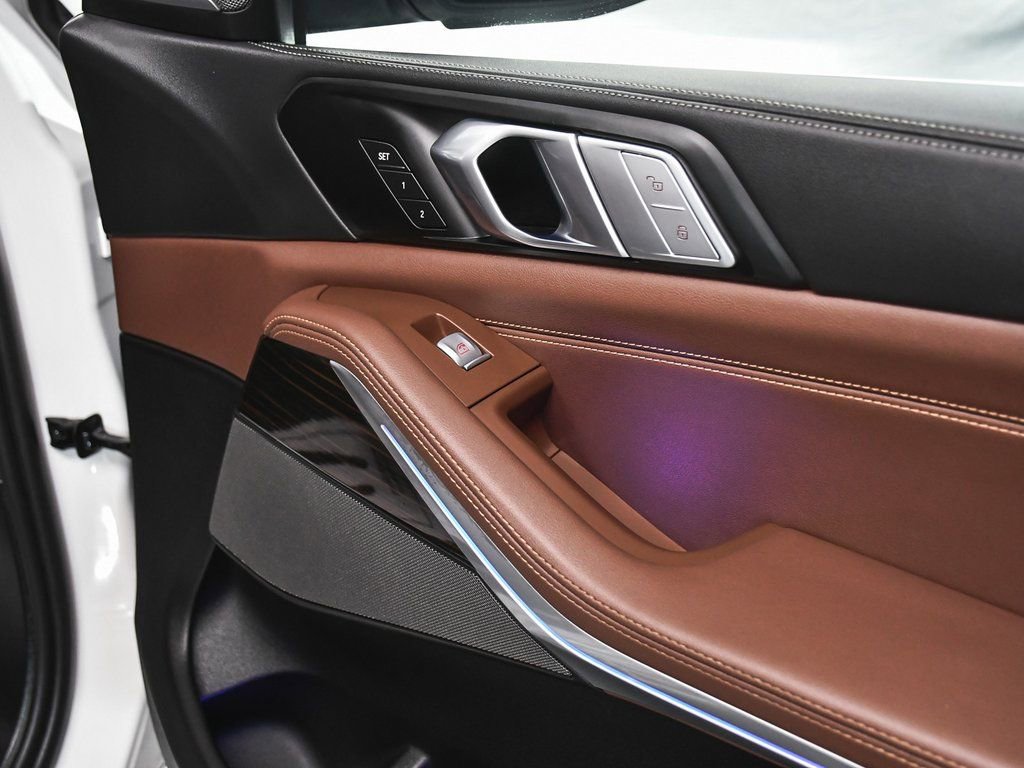 Used 2026 BMW X7 xDrive40i image 14