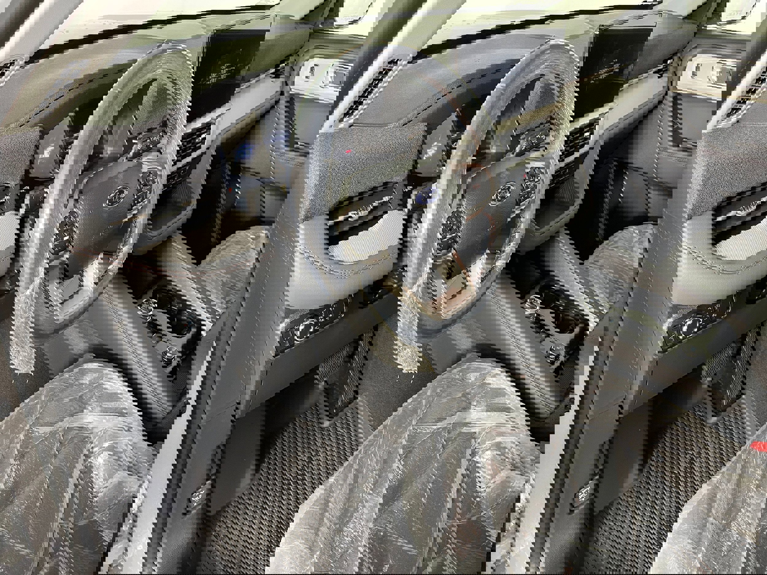 New 2026 Ford Explorer Active image 2