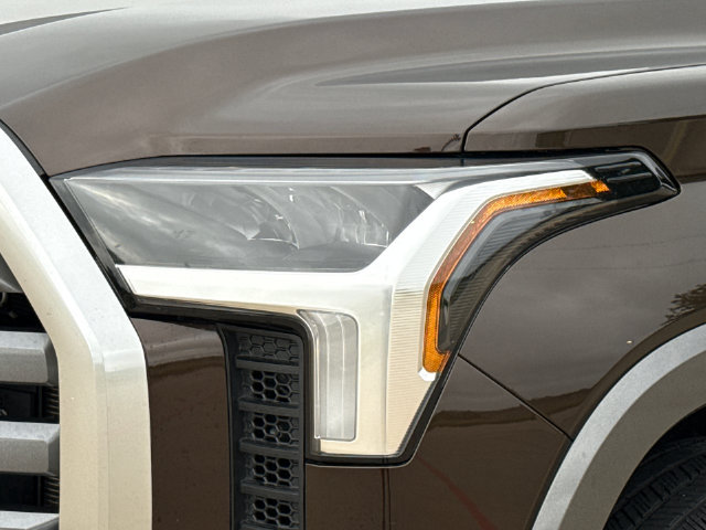 Used 2024 Toyota Tundra Limited w/ Power Package AWD/4WD image 4