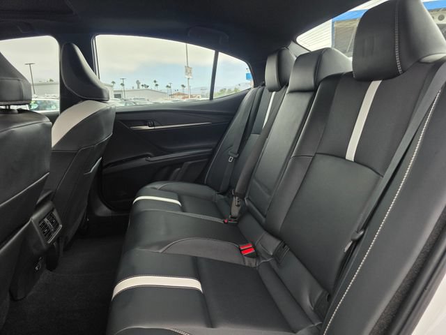 Used 2025 Toyota Camry SE FWD image 18
