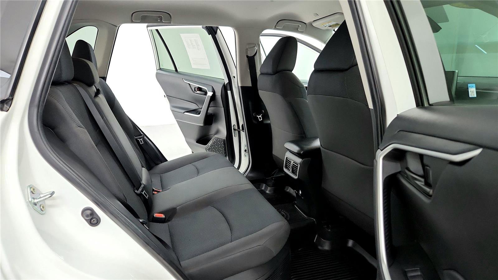 Certified 2024 Toyota RAV4 LE AWD/4WD image 18