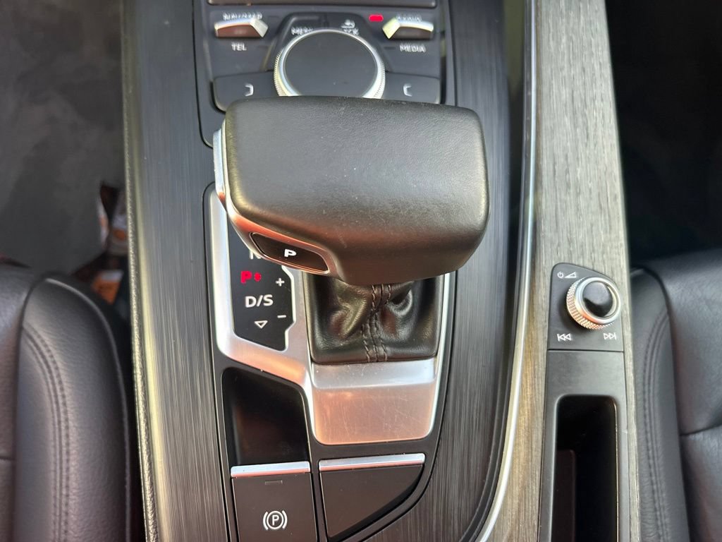 Used 2019 Audi A4 2.0T Premium w/ Convenience Package AWD/4WD image 22