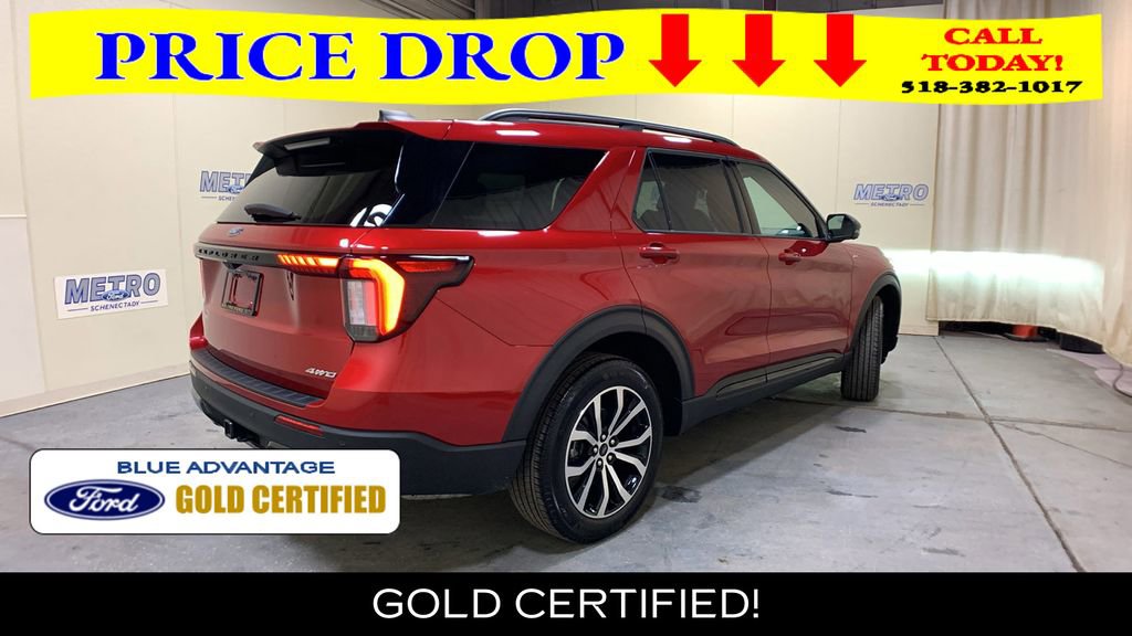 Certified 2025 Ford Explorer ST-Line AWD/4WD image 3