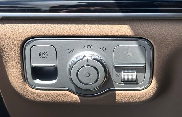 New 2026 Mercedes-Benz GLS 450 4MATIC image 17