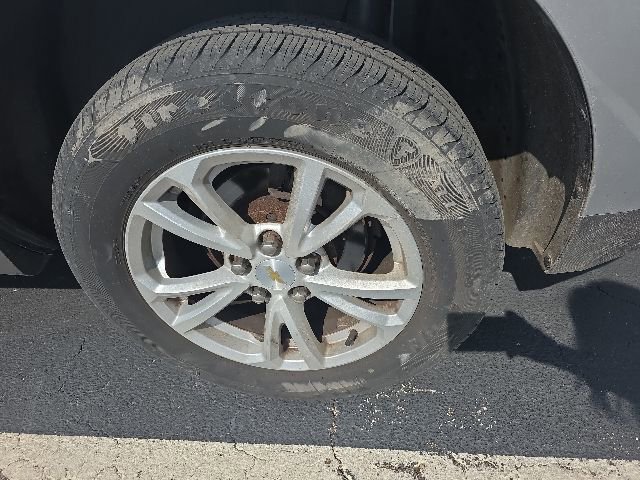 Used 2017 Chevrolet Equinox LS AWD/4WD image 13