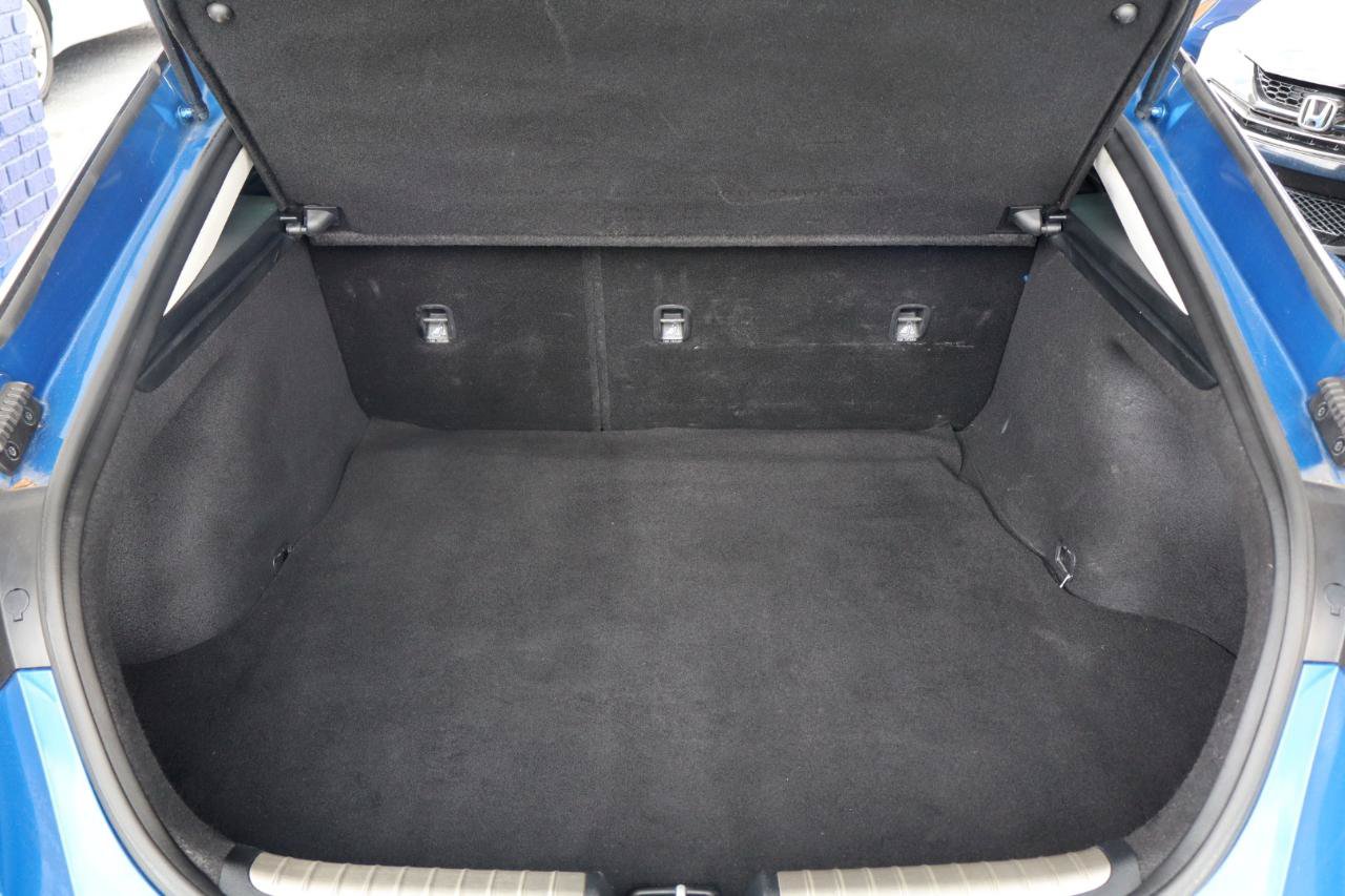 Used 2018 Kia Stinger Premium RWD image 26
