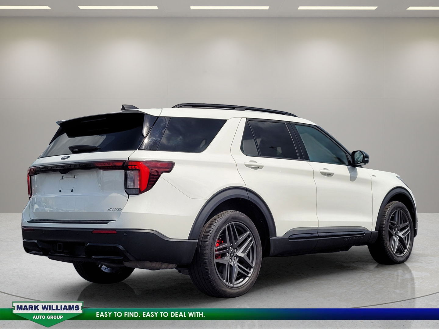 Used 2025 Ford Explorer ST-Line w/ Premium Package AWD/4WD image 4