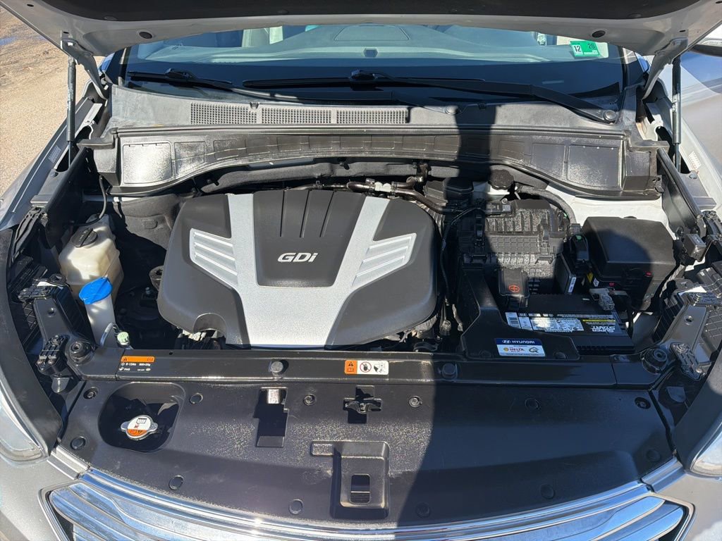 Used 2016 Hyundai Santa Fe SE w/ Option Group 03 image 11