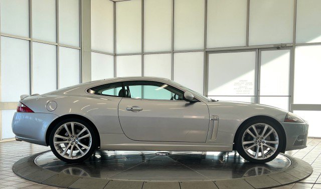 Used 2007 Jaguar XKR R image 8