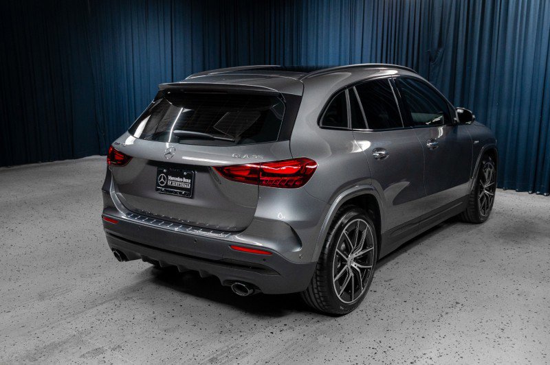New 2026 Mercedes-Benz GLA 35 AMG 4MATIC image 5