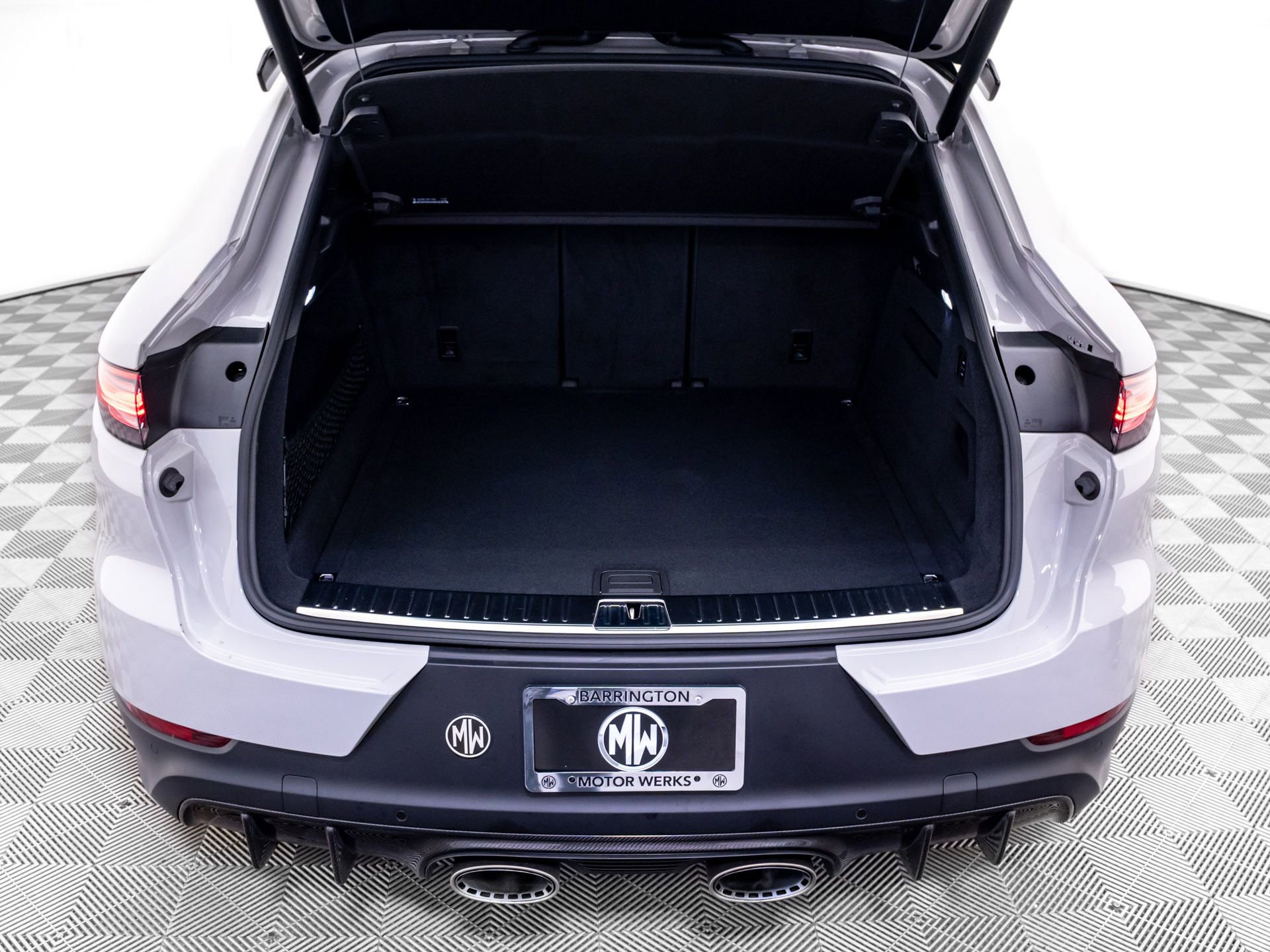Certified 2022 Porsche Cayenne Turbo GT AWD/4WD image 31
