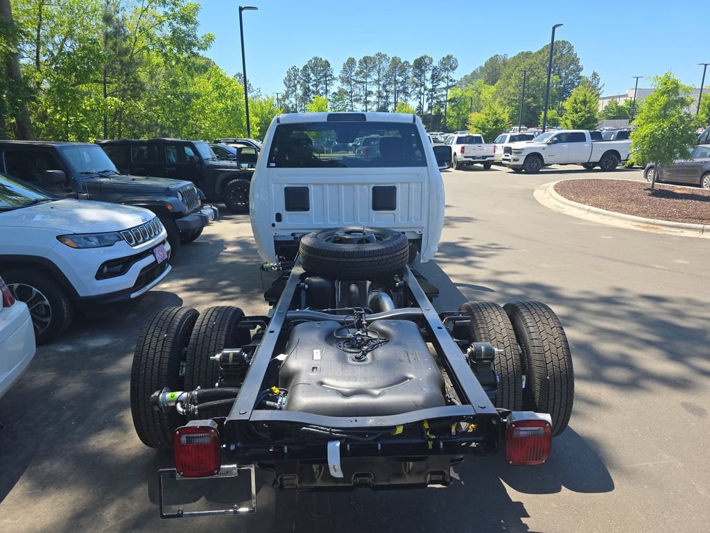 New 2026 RAM 3500 Tradesman AWD/4WD image 11