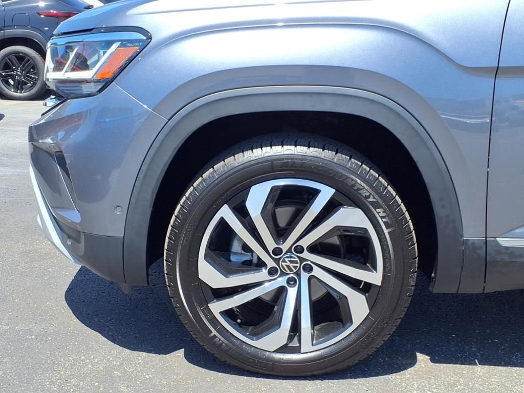 Used 2021 Volkswagen Atlas SEL Premium image 11