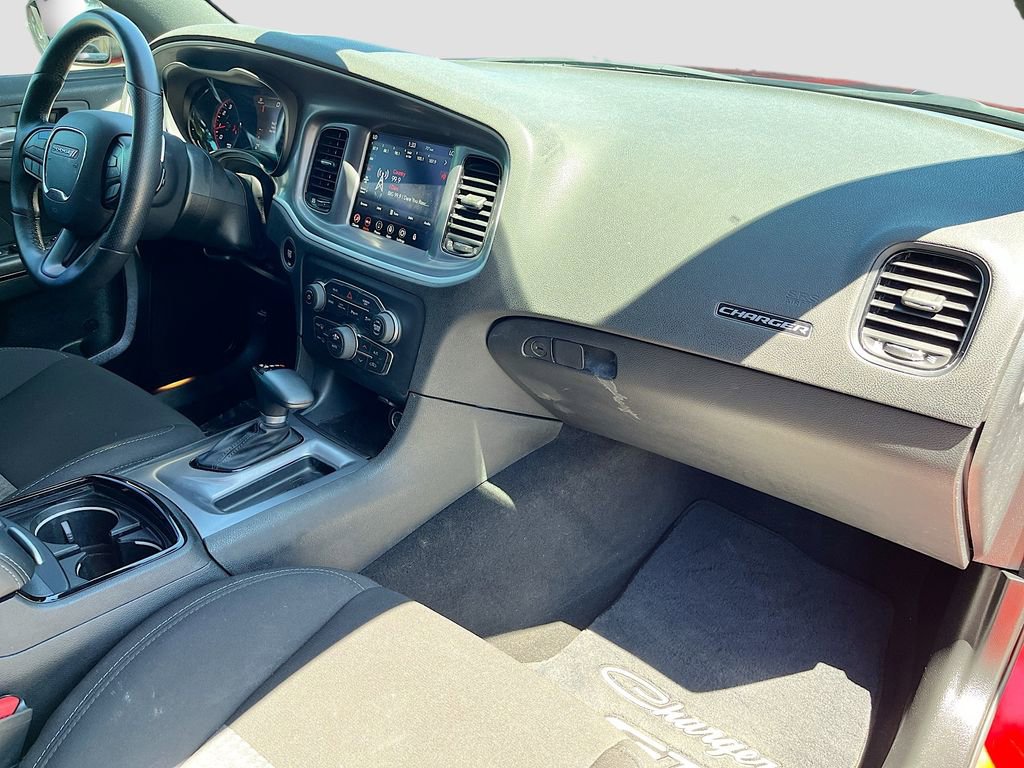 Used 2022 Dodge Charger R/T w/ Blacktop Package image 26