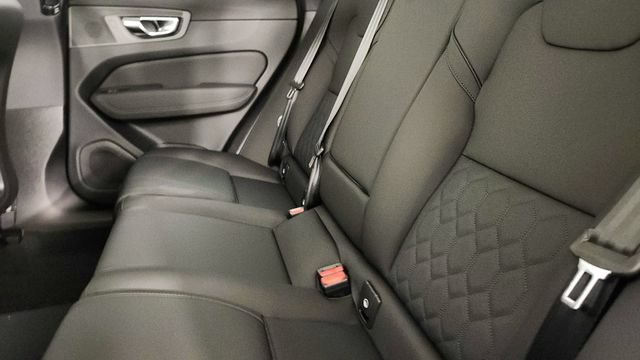 New 2026 Volvo XC60 B5 Plus w/ Climate Package PRO AWD/4WD image 28