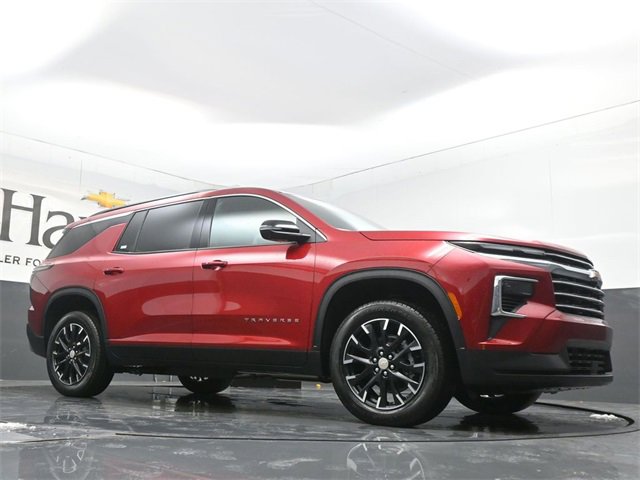 New 2026 Chevrolet Traverse LT w/ Sun and Wheel Package image 2